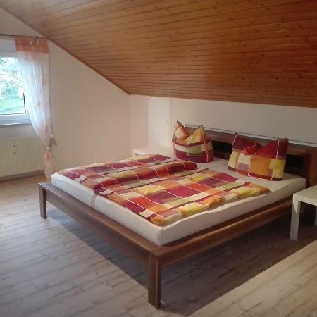 Obere Ferienwohnung Asshoff Zwischen Odenwald, Taubertal Und Bauland Berolzheim Luaran gambar